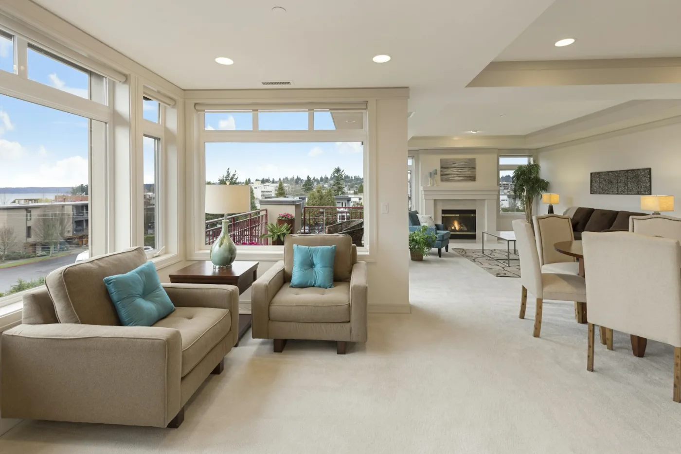 Luxury living room lounge with panoramic view, reflecting Avatar Builders' quality craftsmanship